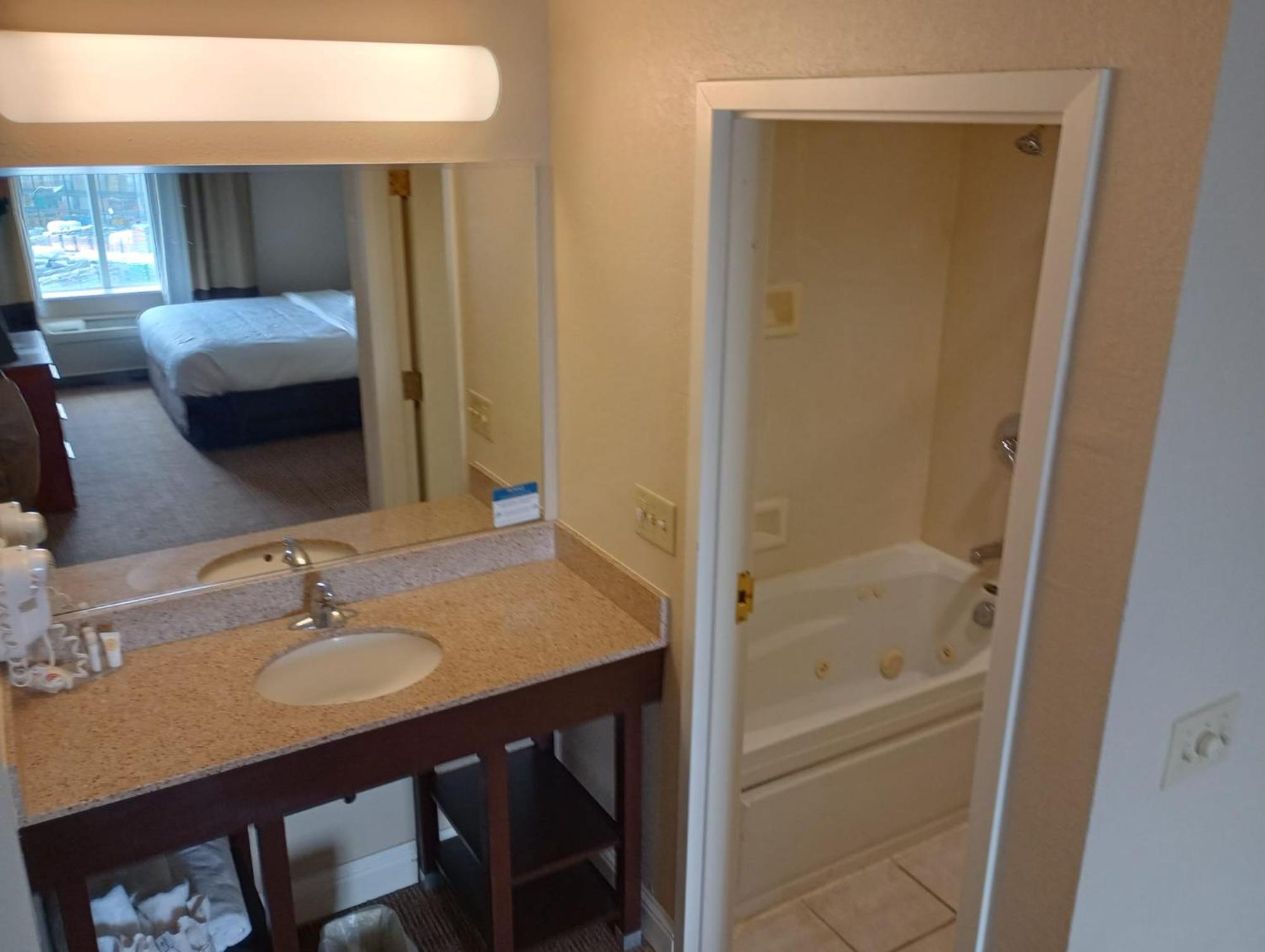 Samir Stay At Nw Expressway Oklahoma City Exterior foto
