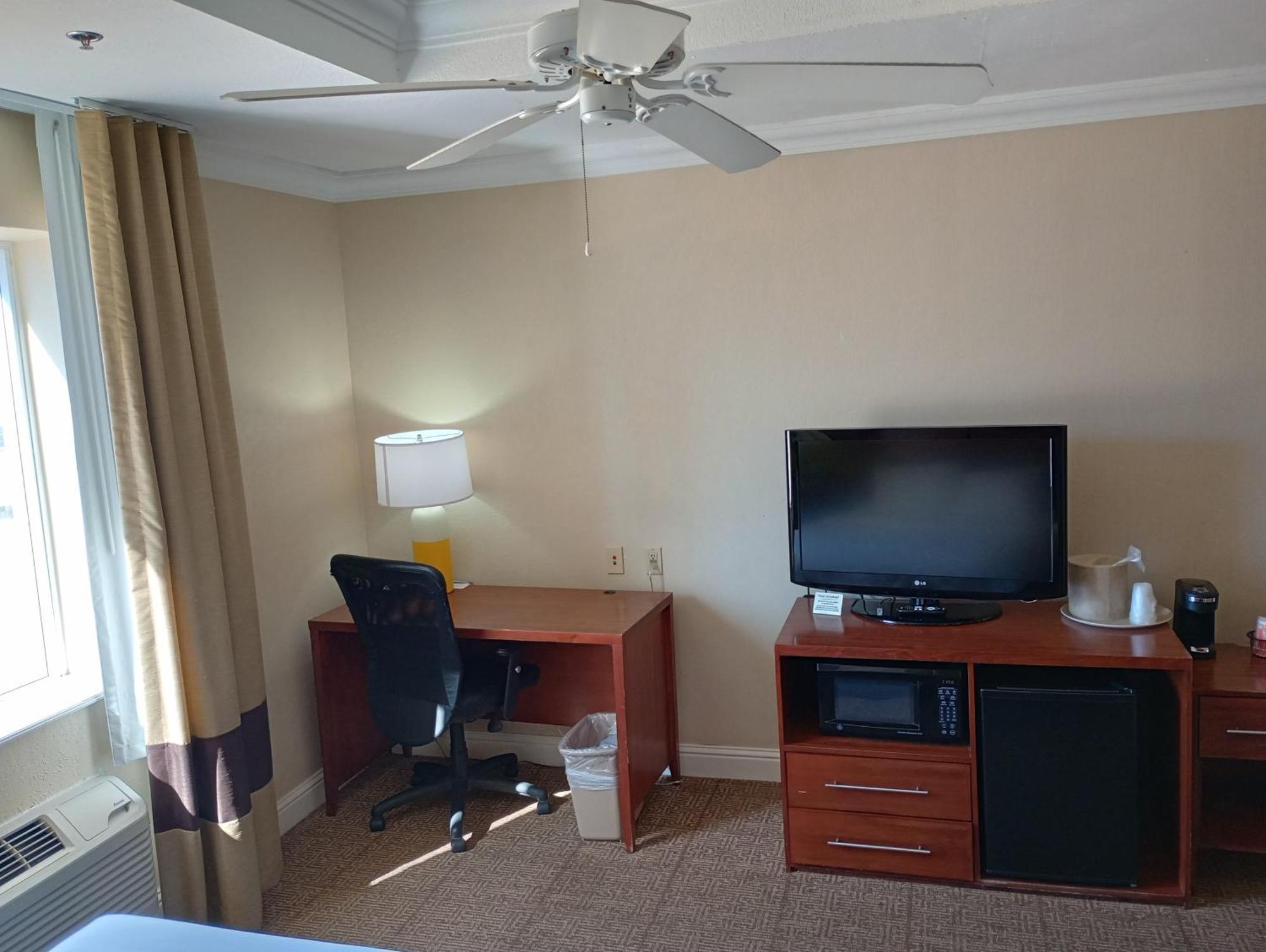 Samir Stay At Nw Expressway Oklahoma City Exterior foto